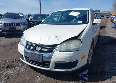 2008 Volkswagen Jetta Se из США, поврежденный, VIN 3VWRZ71KX8M077504
